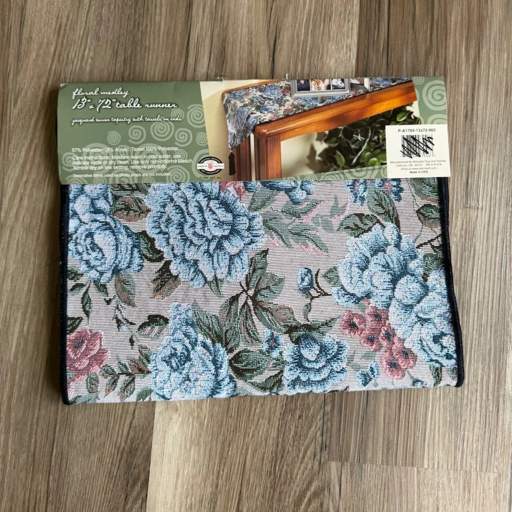 Vintage NEW Floral Medley Jacquard Woven Tapestry Table Runner 13x72 Blue